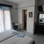 Toula's 3*