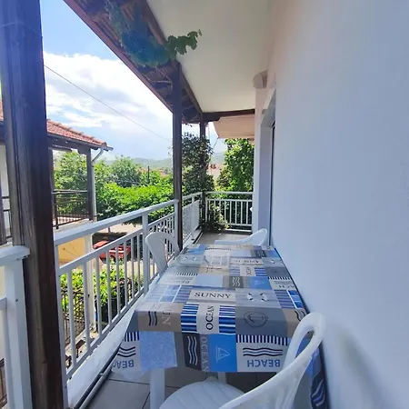 Aparthotel Toula's 3*